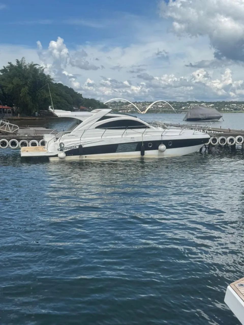 Lancha para Passeios e Momentos de Lazer no Lago Paranoá - Foto 3