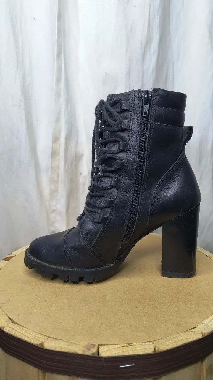 Bota coturno tamanho 35 - Foto 4