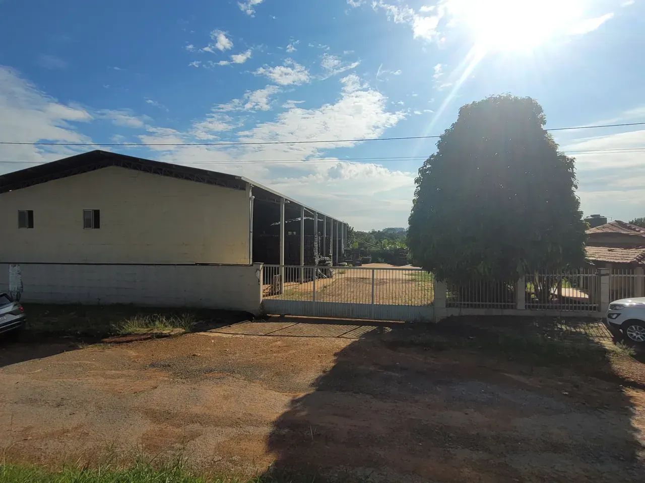 GALPÃO NA BR-153 ( HIDROLÂNDIA) - Foto 4