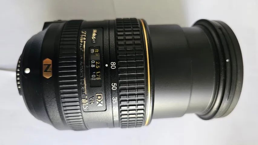 Lente Nikon 16-80mm 2.8-4 E Ed Af-s Nikkor Dx  - Foto 2