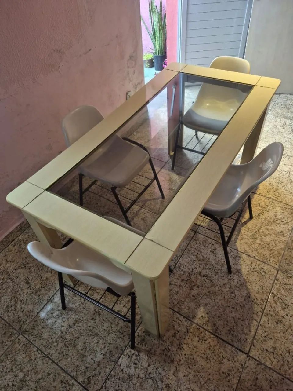 Mesa de Jantar / cozinha com 4 cadeiras  - Foto 2