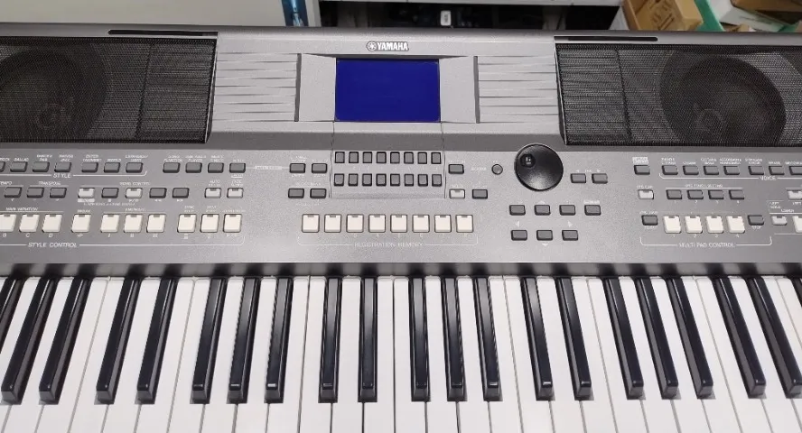 Teclado Yamaha PSR-S550 - Instrumentos musicais - Jardim