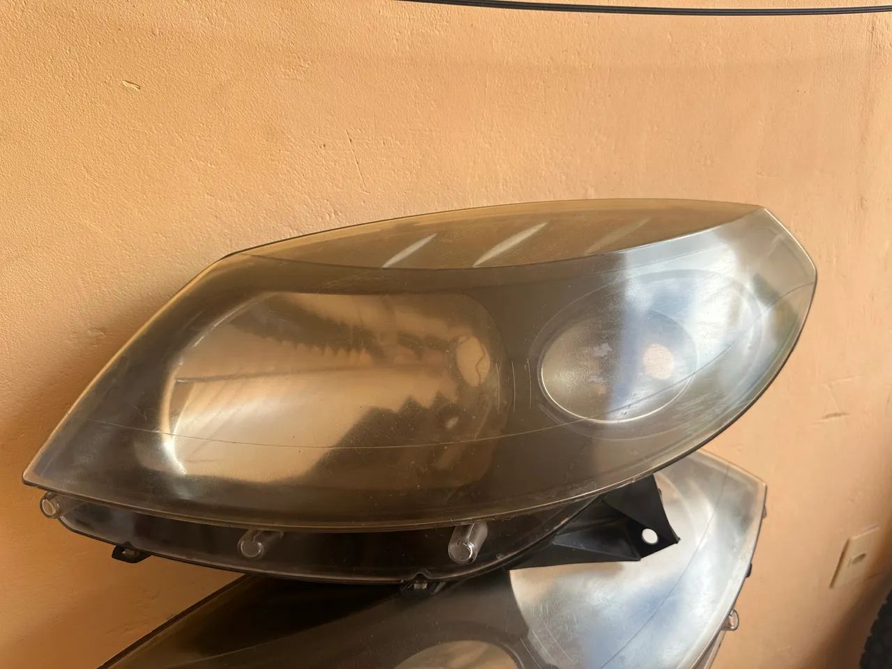 Used Saveiro Headlight438561371408967681