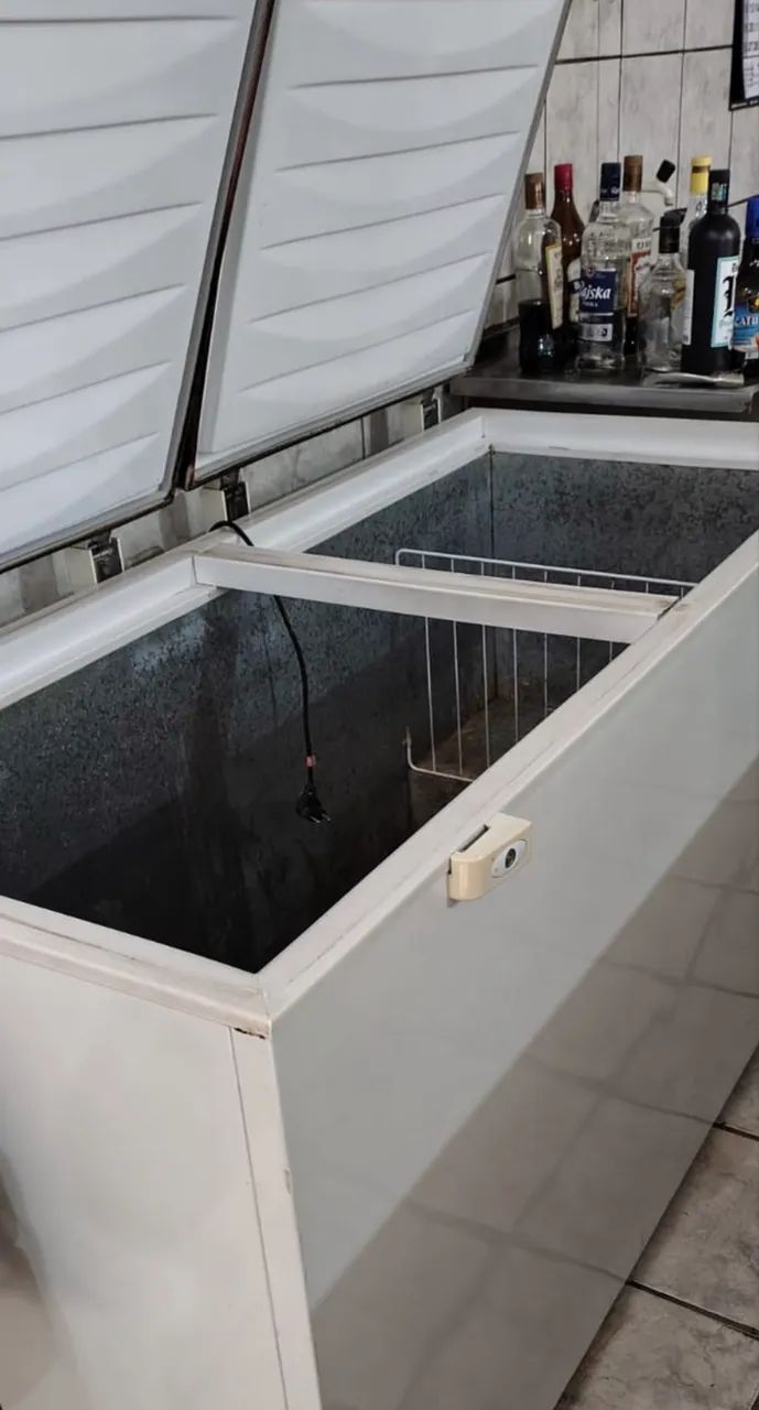 Freezer Electrolux vertical H500 com chave  - Foto 4