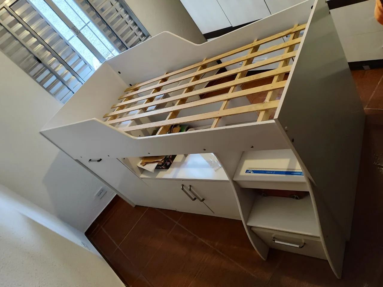Cama com mesa  - Foto 2