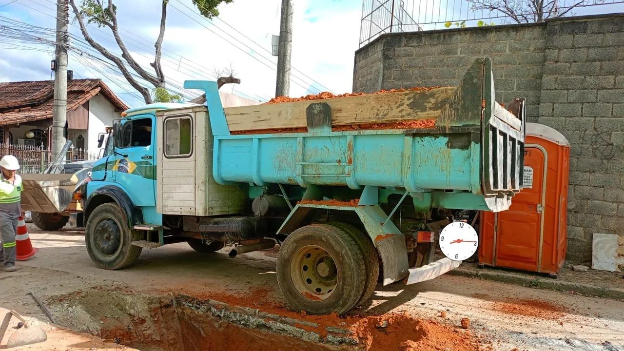 Caminhão pronto para trabalho - Foto 5