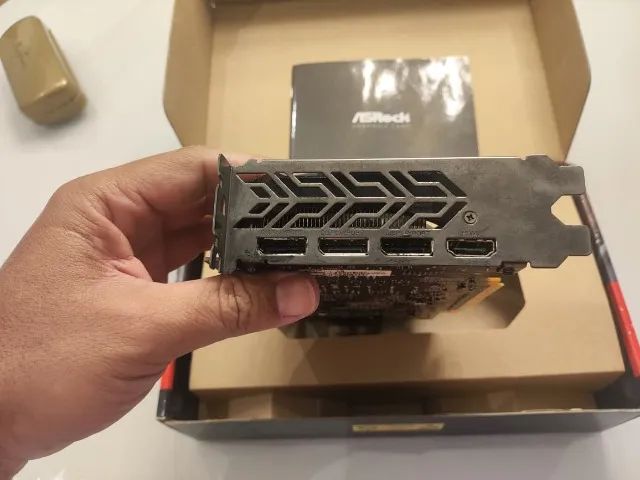 RX 570 8 GB COM DEFEITO - Foto 3