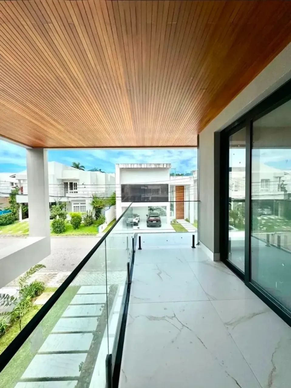 Casa Nova Ponta Negra Boulevard: COM ELEVADOR e 5 Suítes - Foto 2