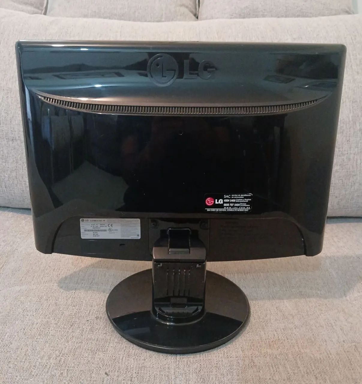 Monitor LG Flatron 17" Widescreen (W1752T)  - Foto 3