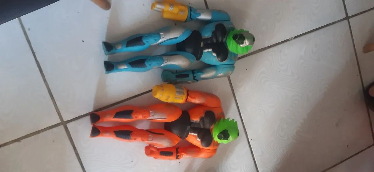 Bonecos borracha os 2