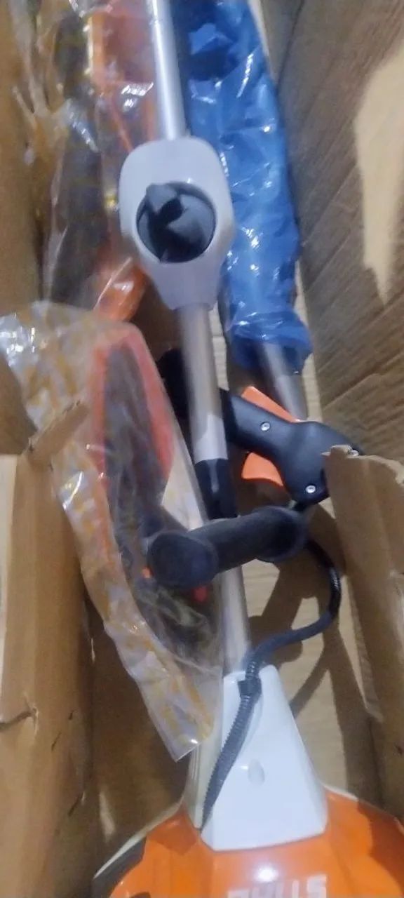 Vendo Roçadeira nova funcionando - Marca : STIHL - Foto 3