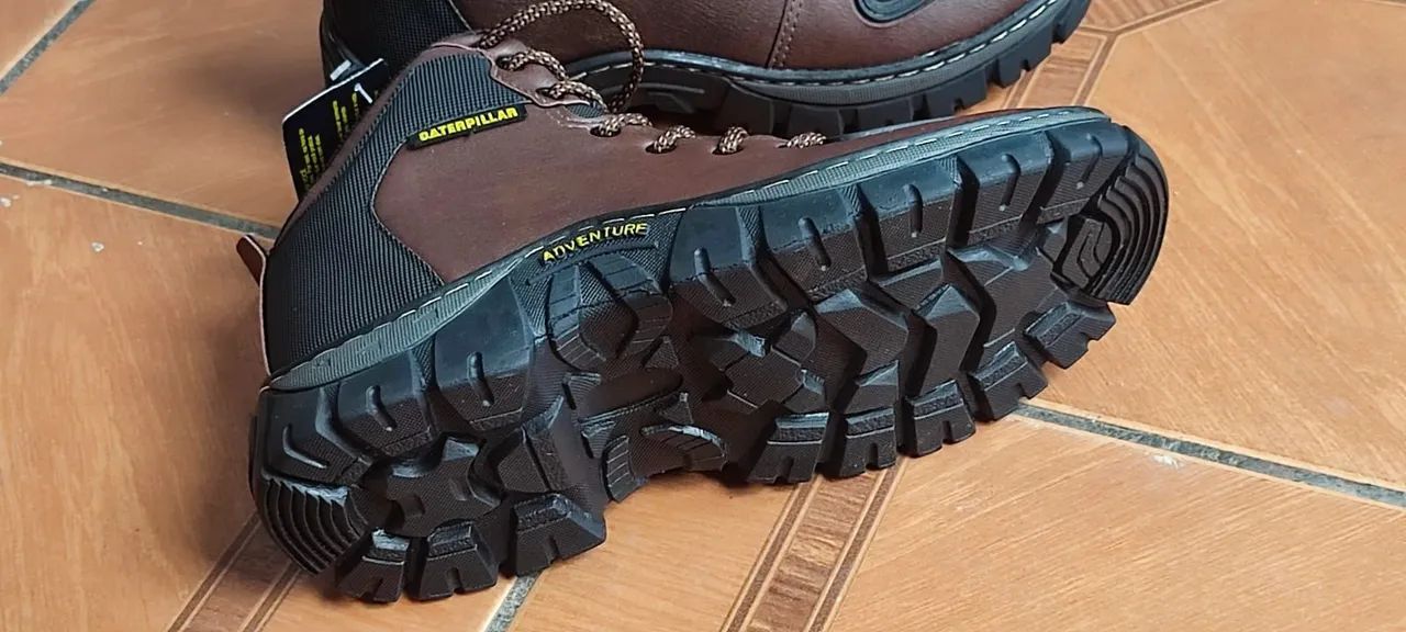 Botas Caterpillar reforçada 
