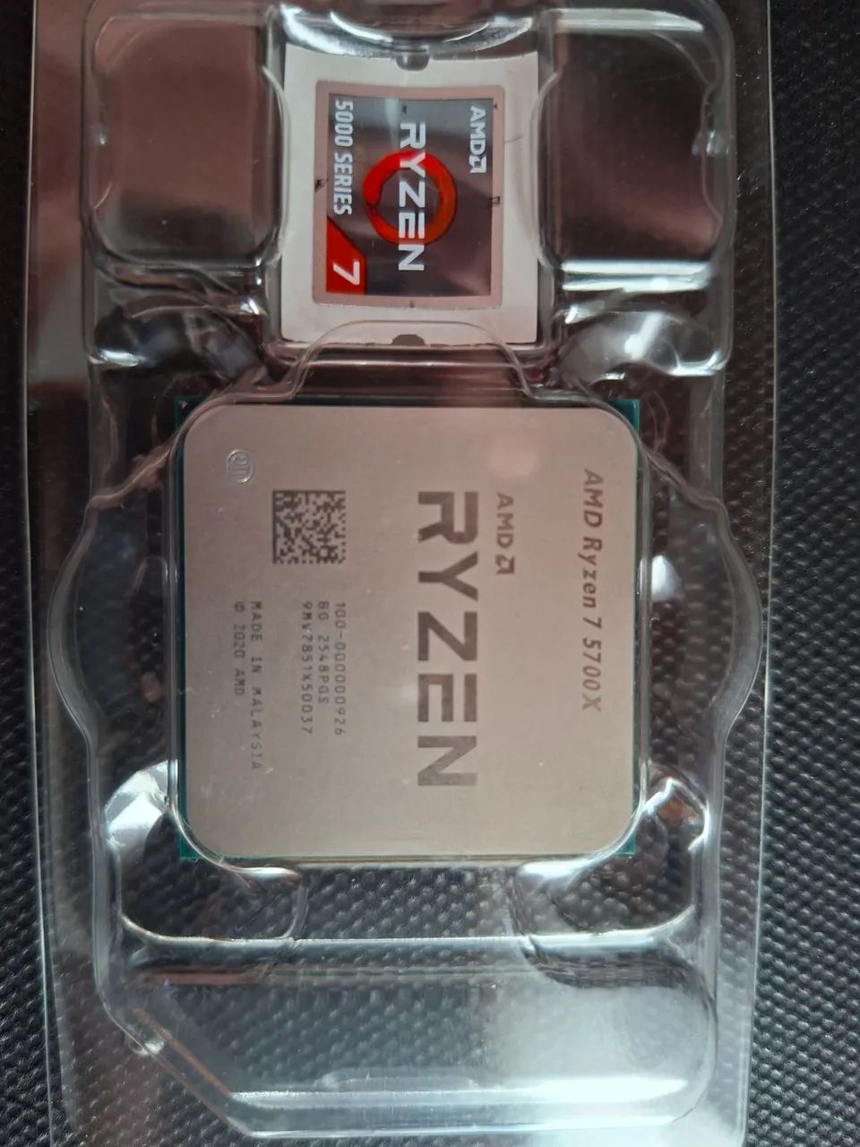 AMD Ryzen 7 5700X - Na caixa