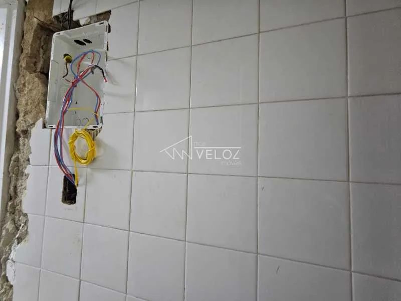 Sala - / Comercial / Centro