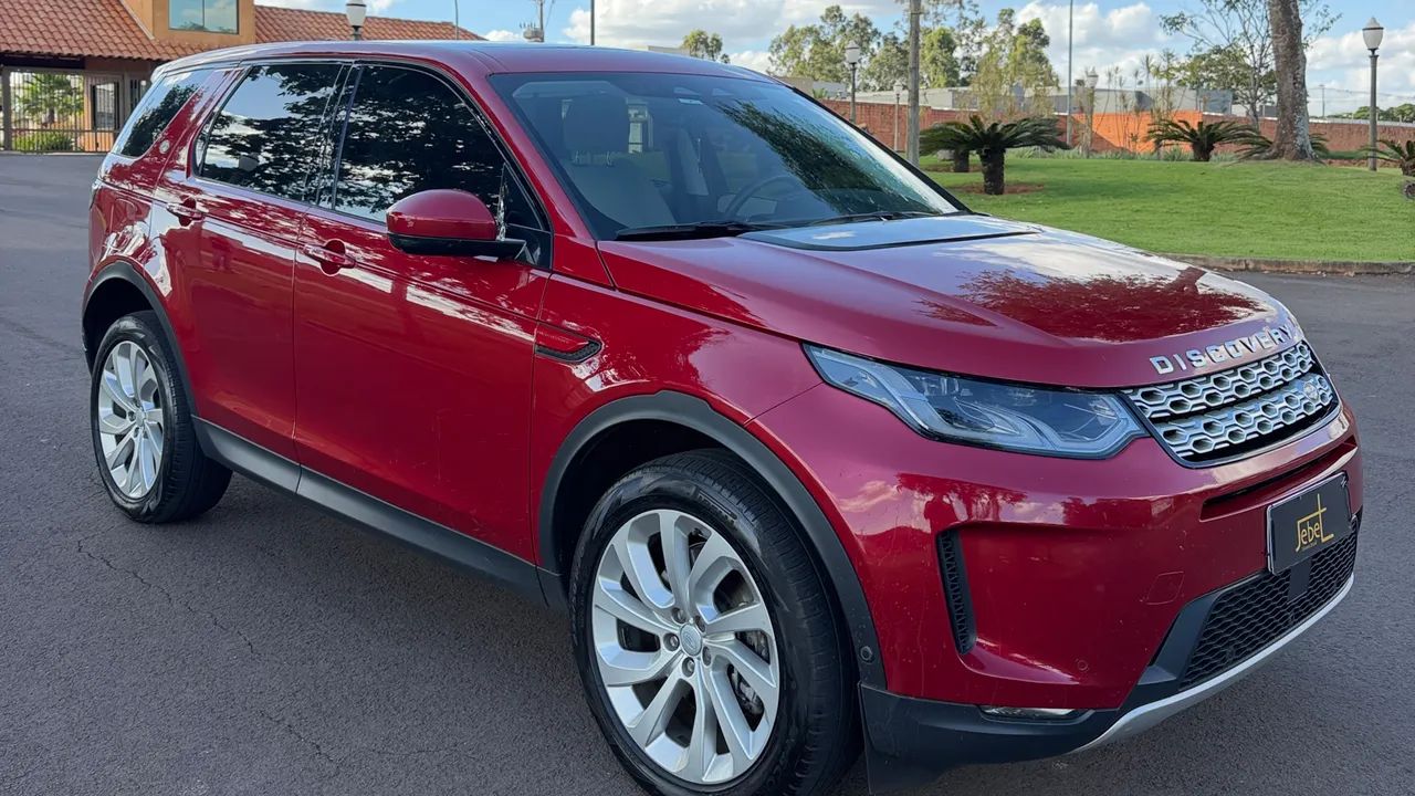 Land Rover Discovery 2023