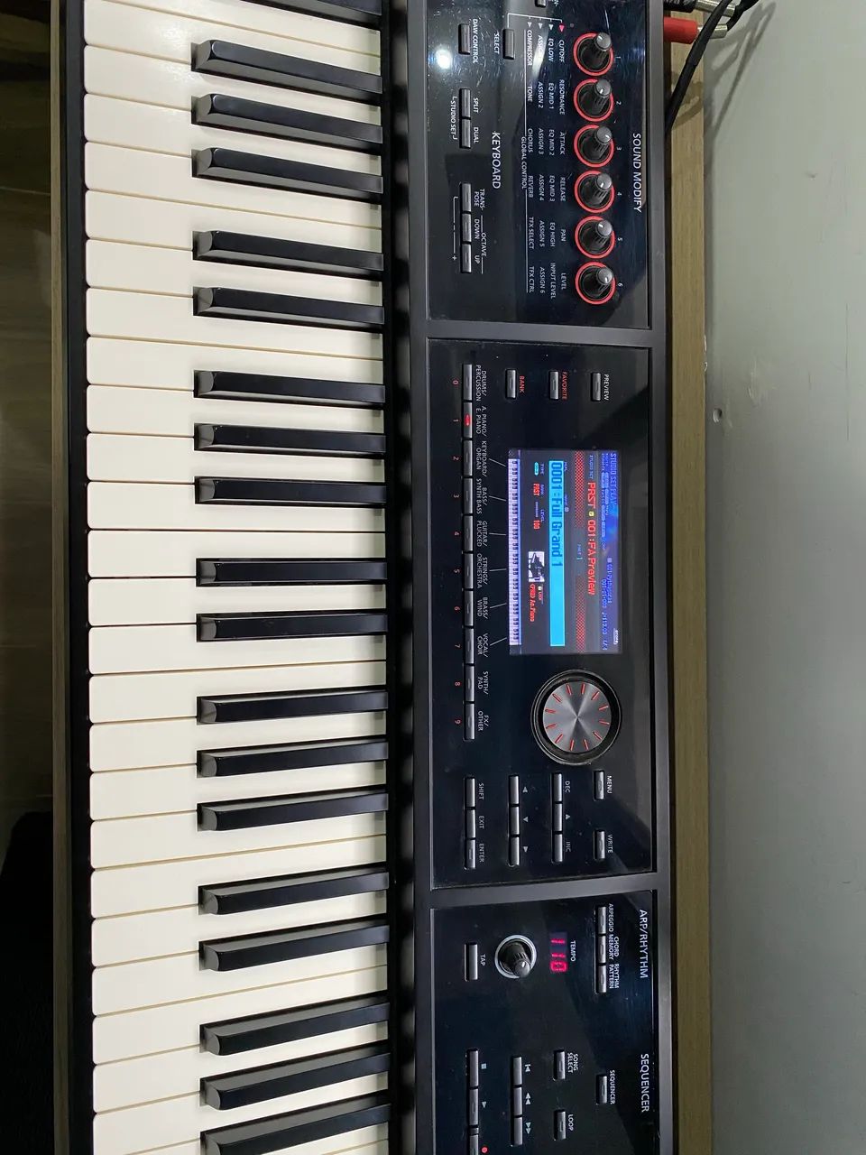 Teclado Roland FA 08 - Foto 4