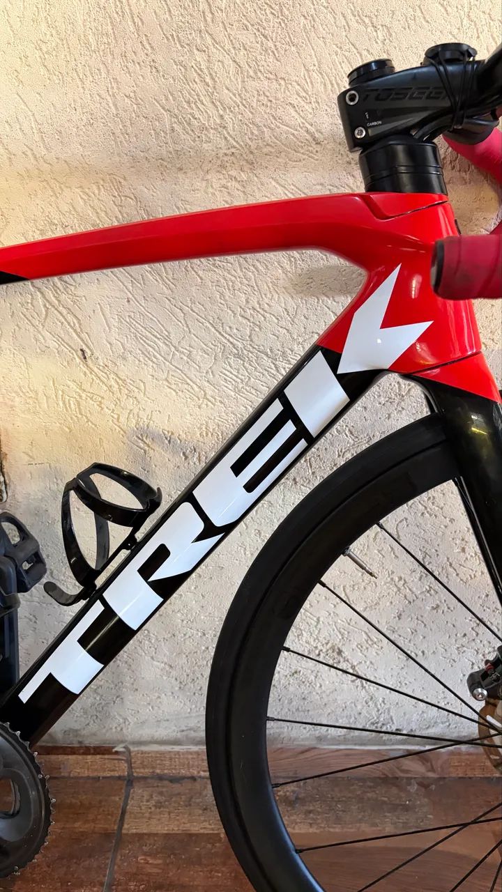 TREK ÉMONDA 