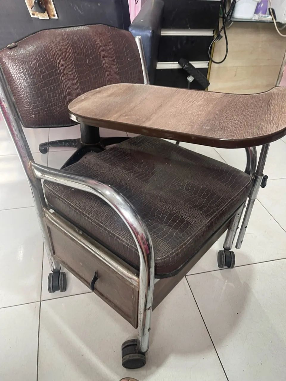 Cadeira para manicure 
