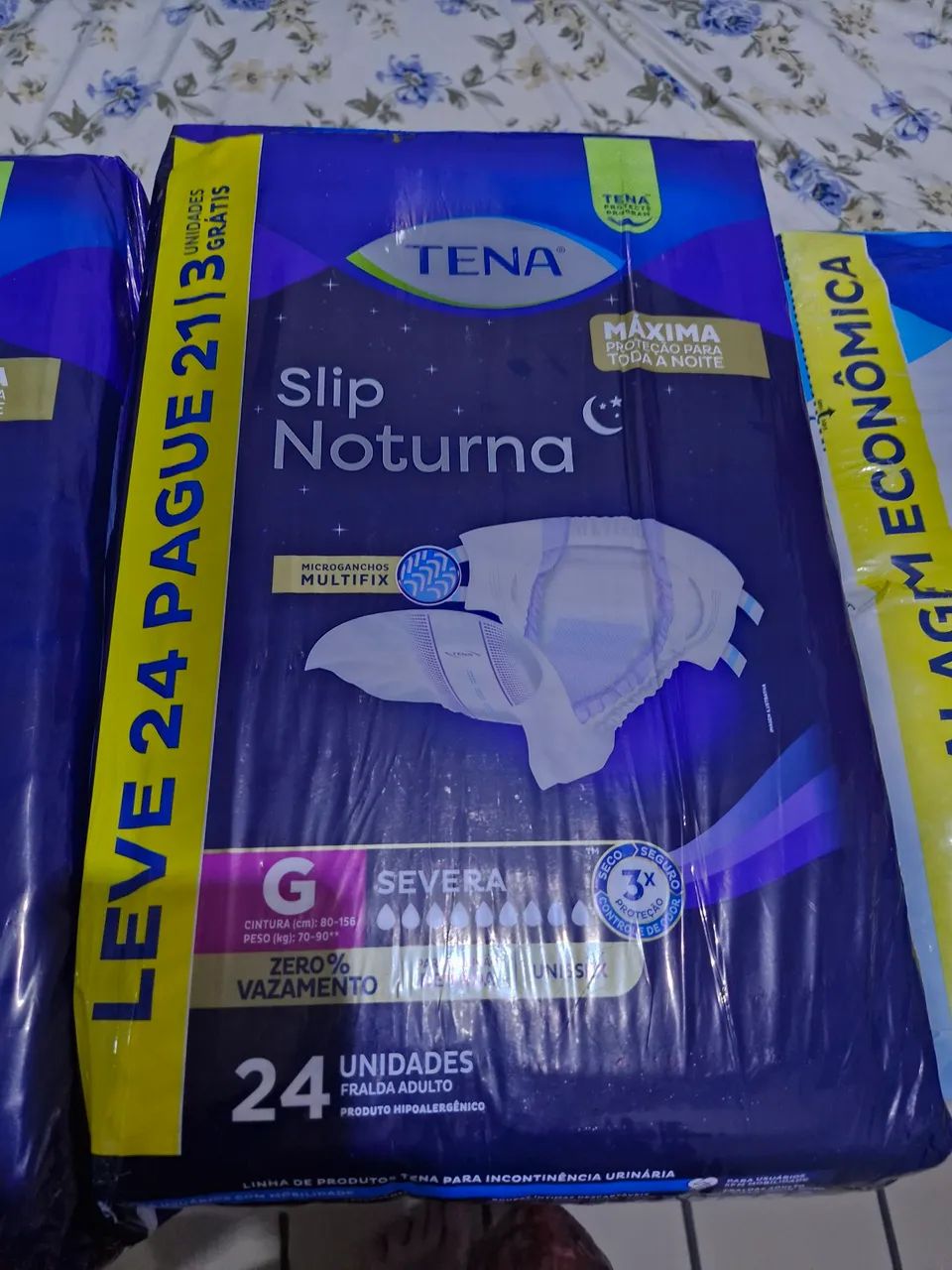 Três pacotes de fraldas adultos da Tena. Novas. R$90 cada pacote. - Foto 3