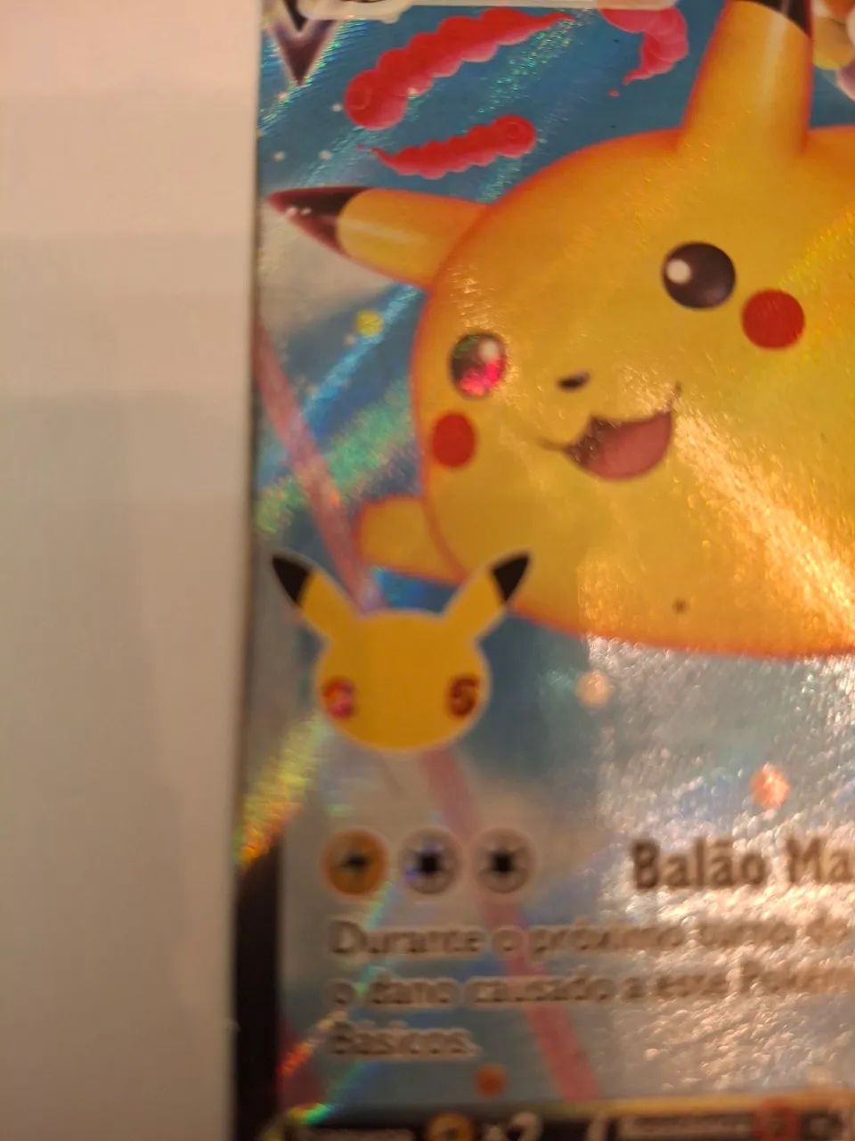 Vendo carta Pokémon do Pikachu voador  - Foto 4