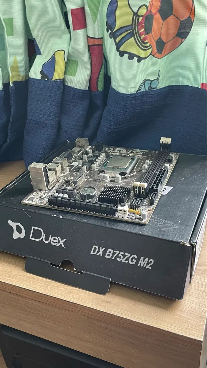 Kit Placa-Mãe + Processador + RAM - Usado  - Foto 5