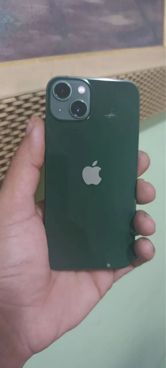 iPhone 13