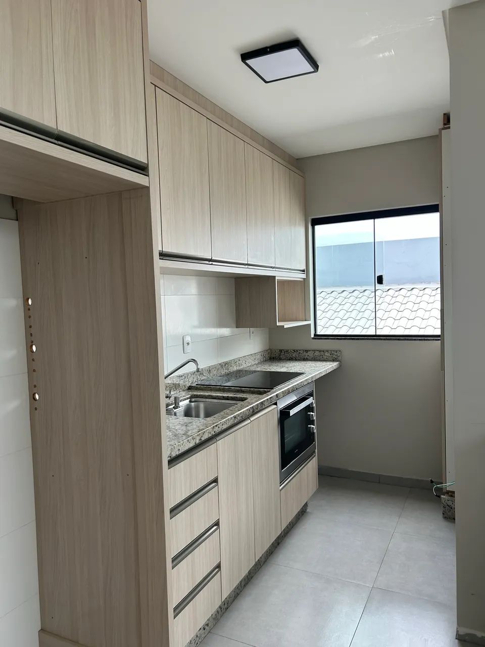 Apartamento no Carianos (locado)