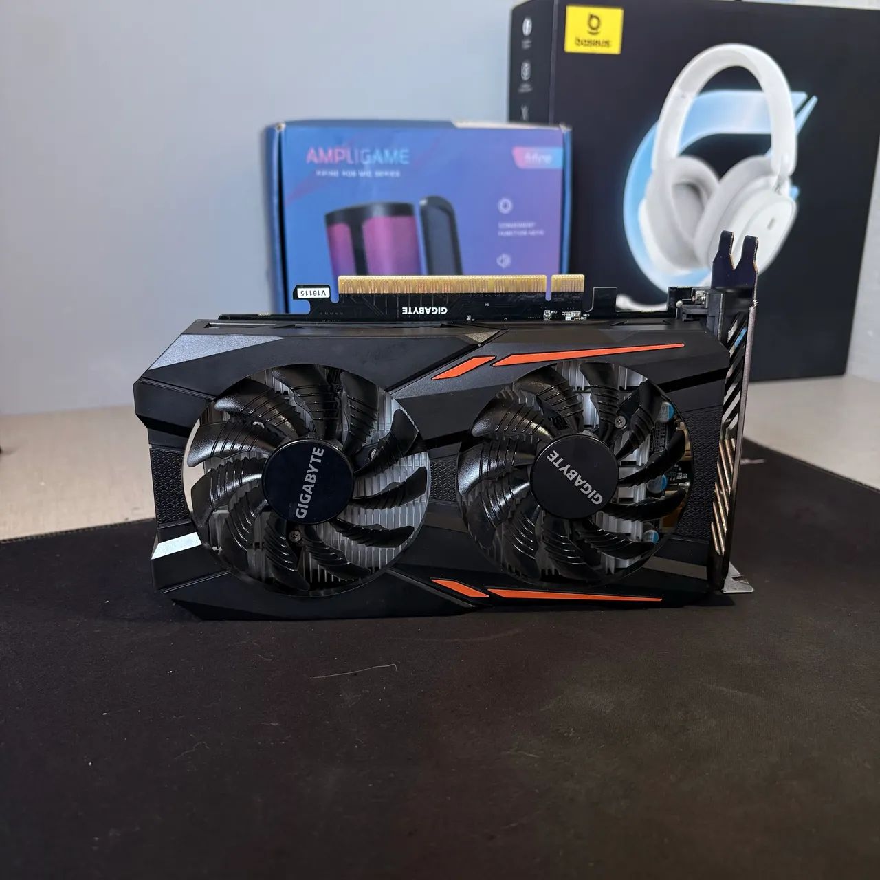 GTX 1050 Ti 4GB Gigabyte Windforce OC - Impecável, Funcionando 100%