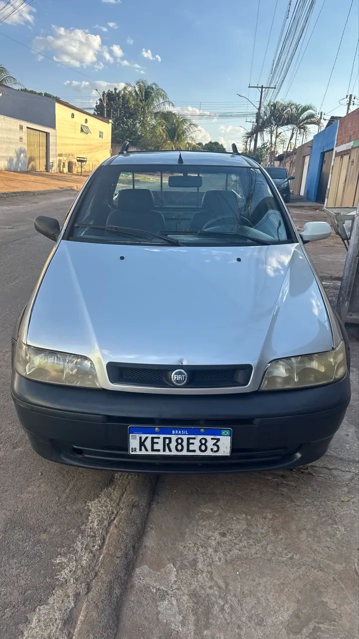 Fiat Strada Working 1.5 MPI 8V CE (álcool) 2002