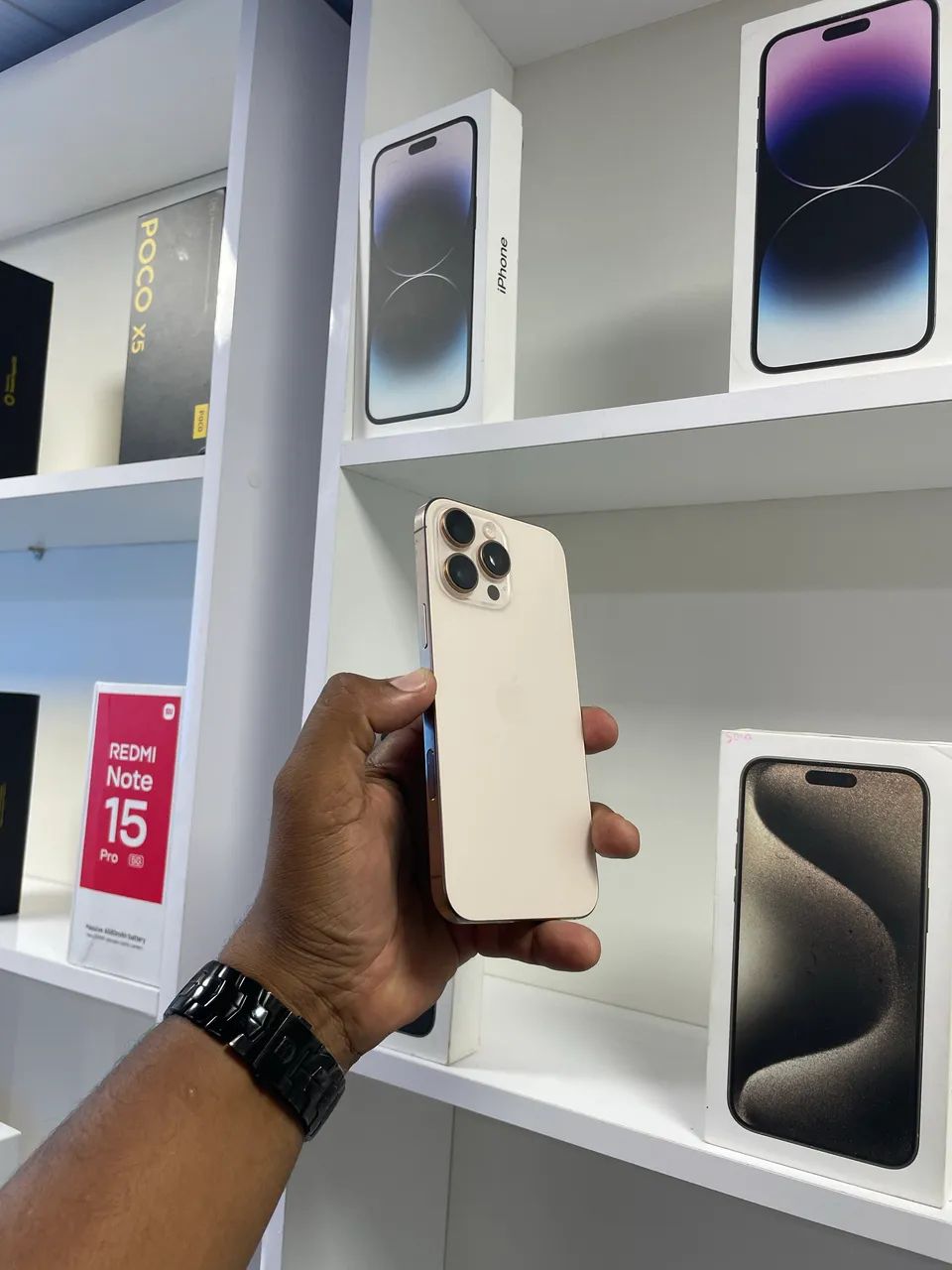 IPHONE 16 PRO MAX