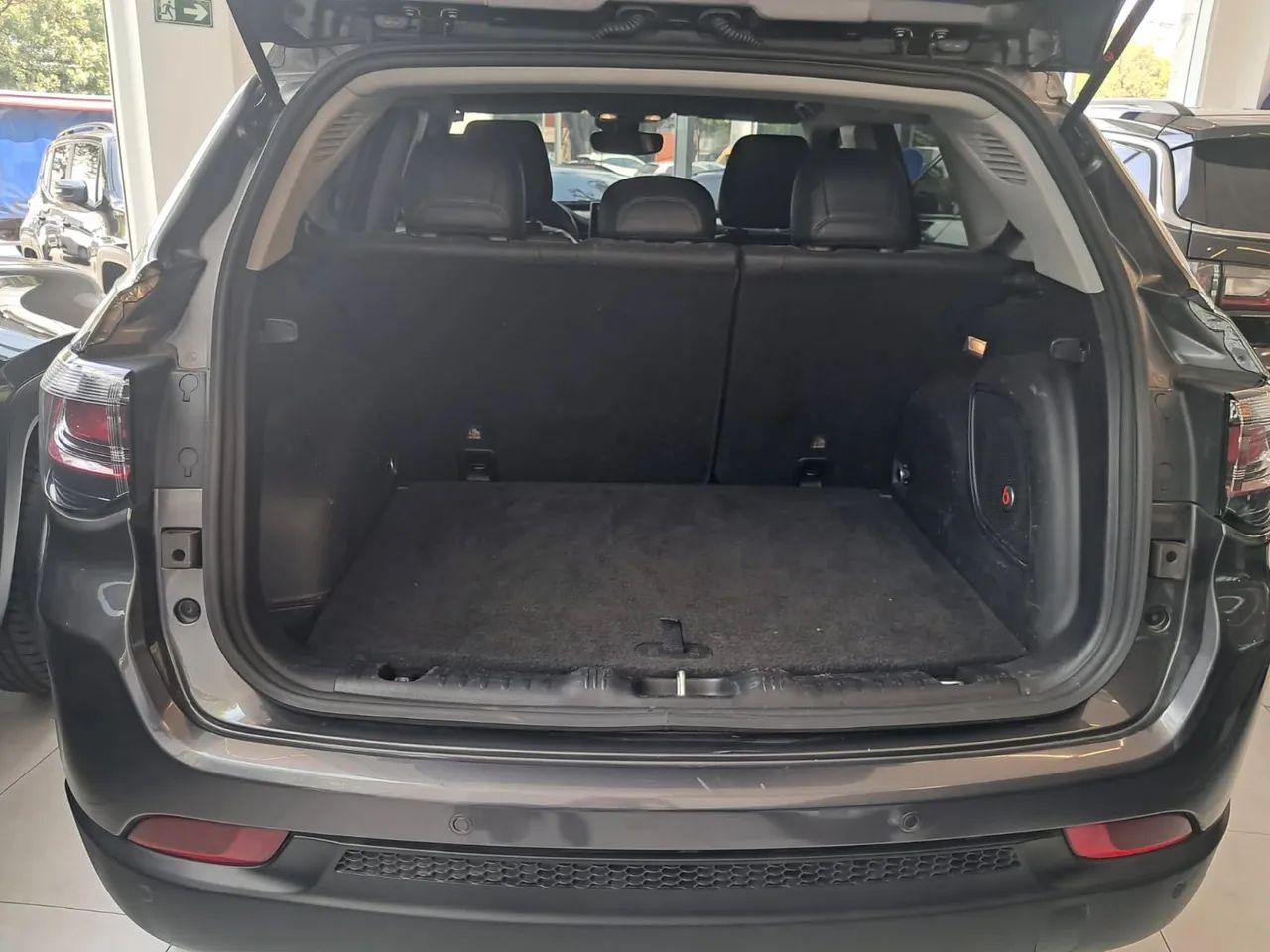 Jeep Compass LONG. T270 1.3 TB 4x2 Flex Aut., foto 7 de 10