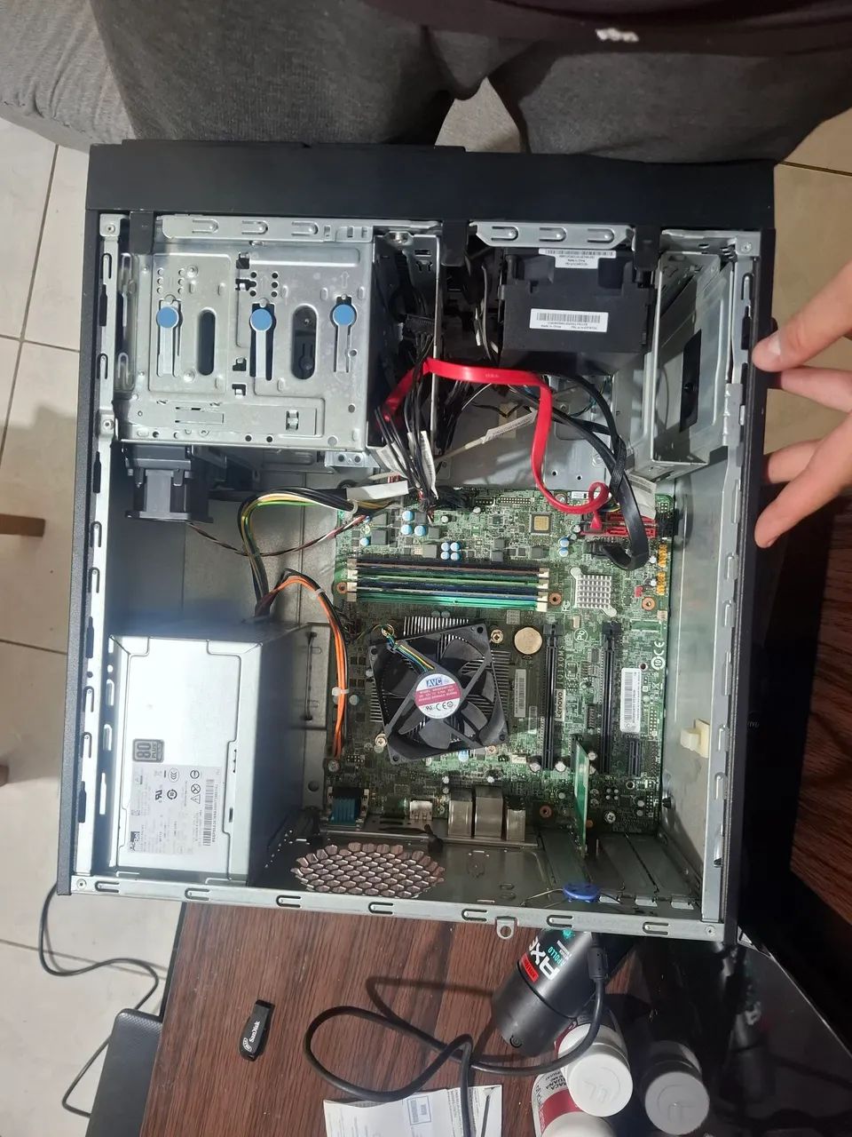 Servidor Lenovo ThinkServer TS150  - Foto 2