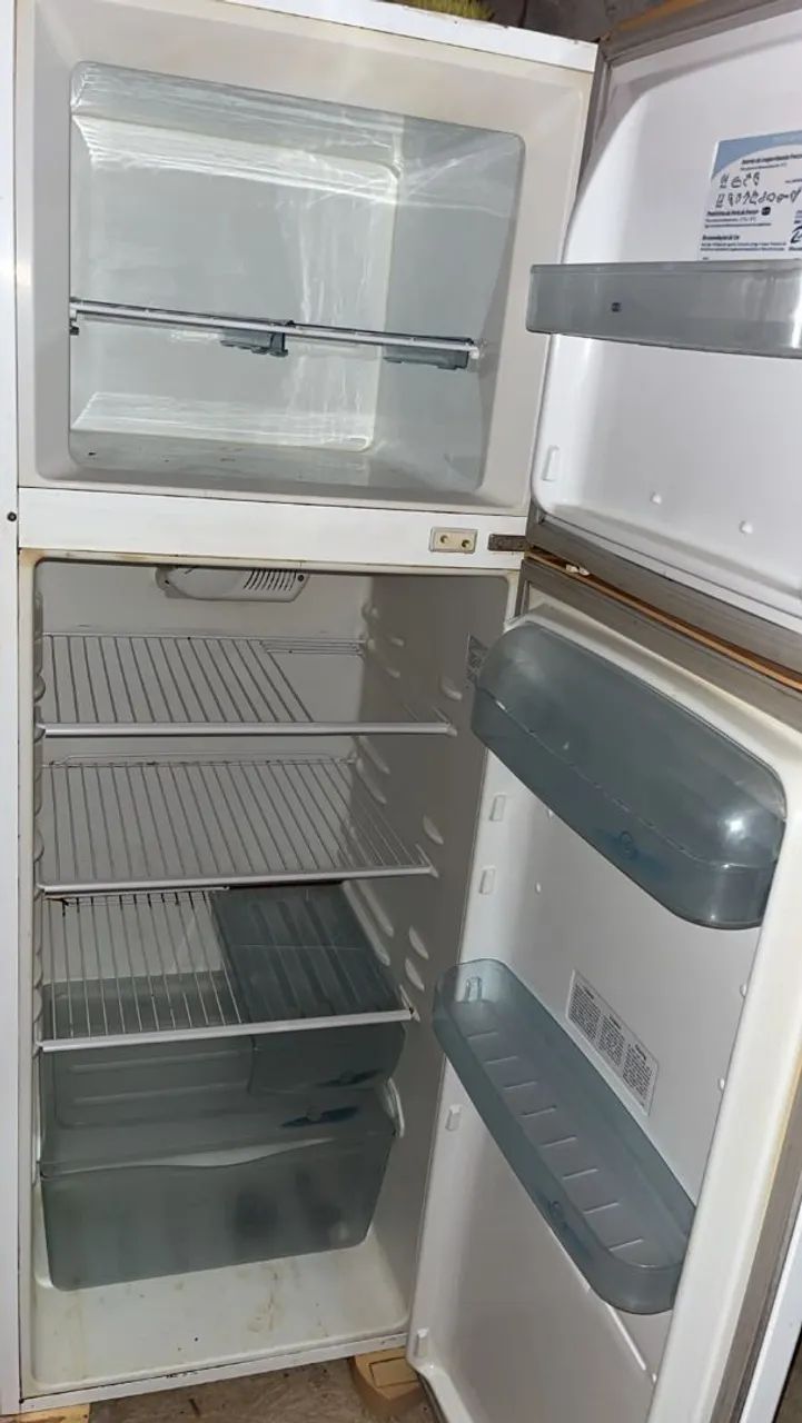 Vende-se geladeira, Electrolux - Foto 5