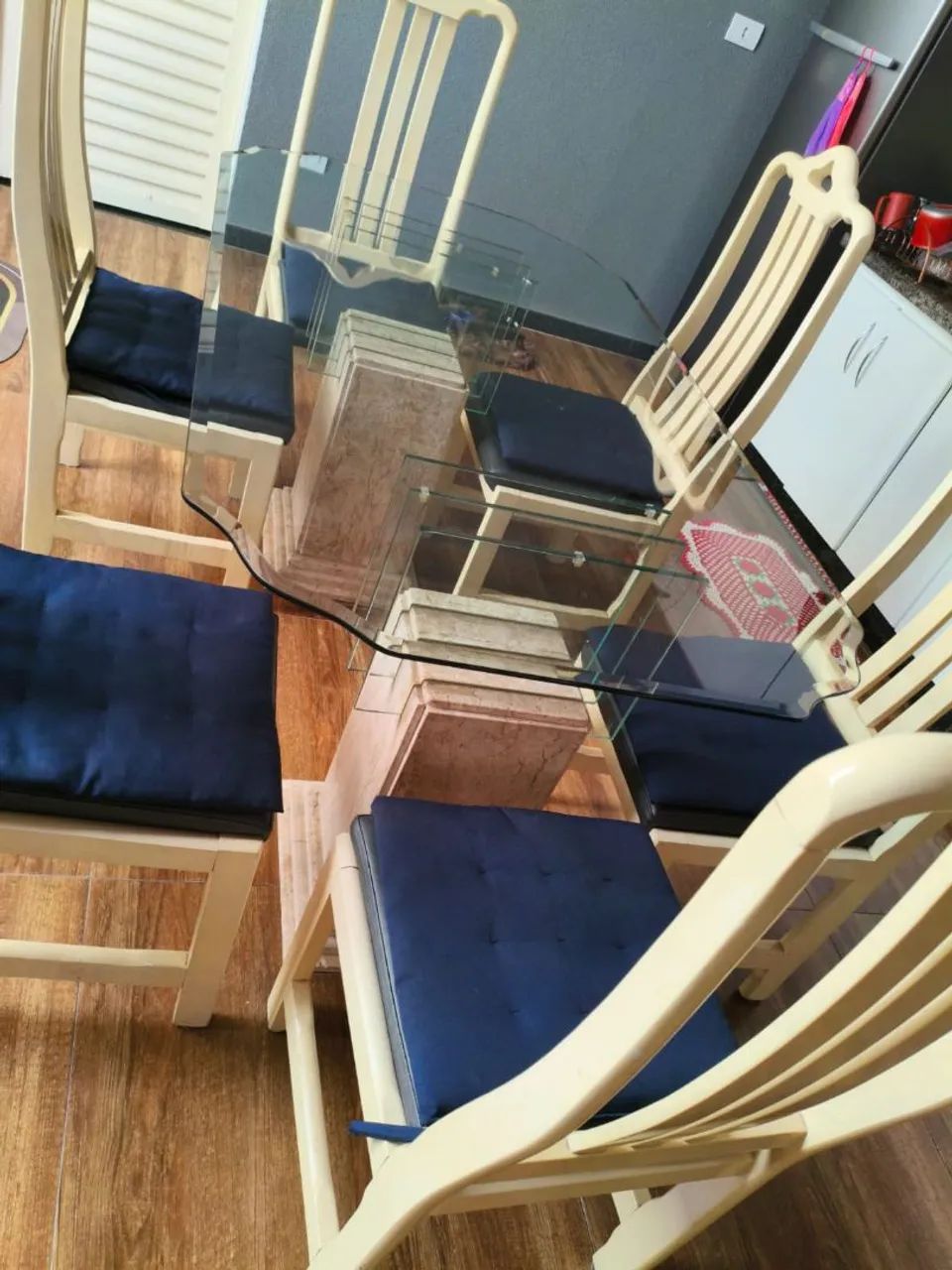 Mesa de jantar de mármore c 6 cadeiras - Foto 5