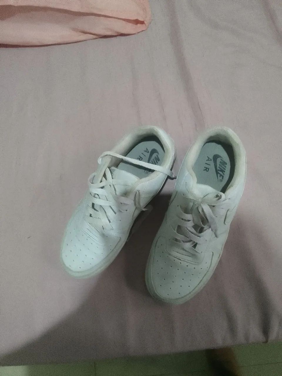 Tenis branco lindo
