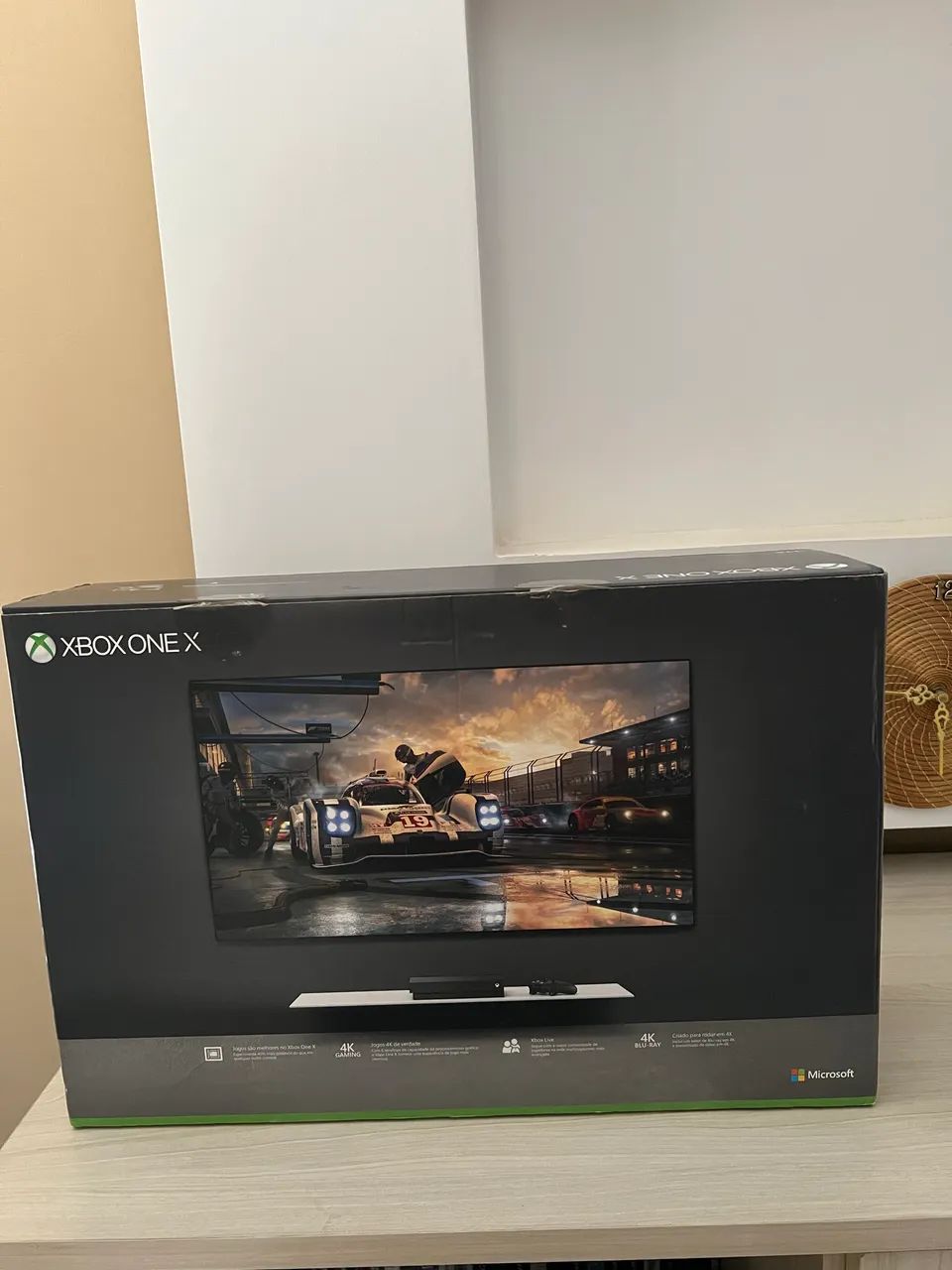 Xbox One X 4K 1TB - Foto 2