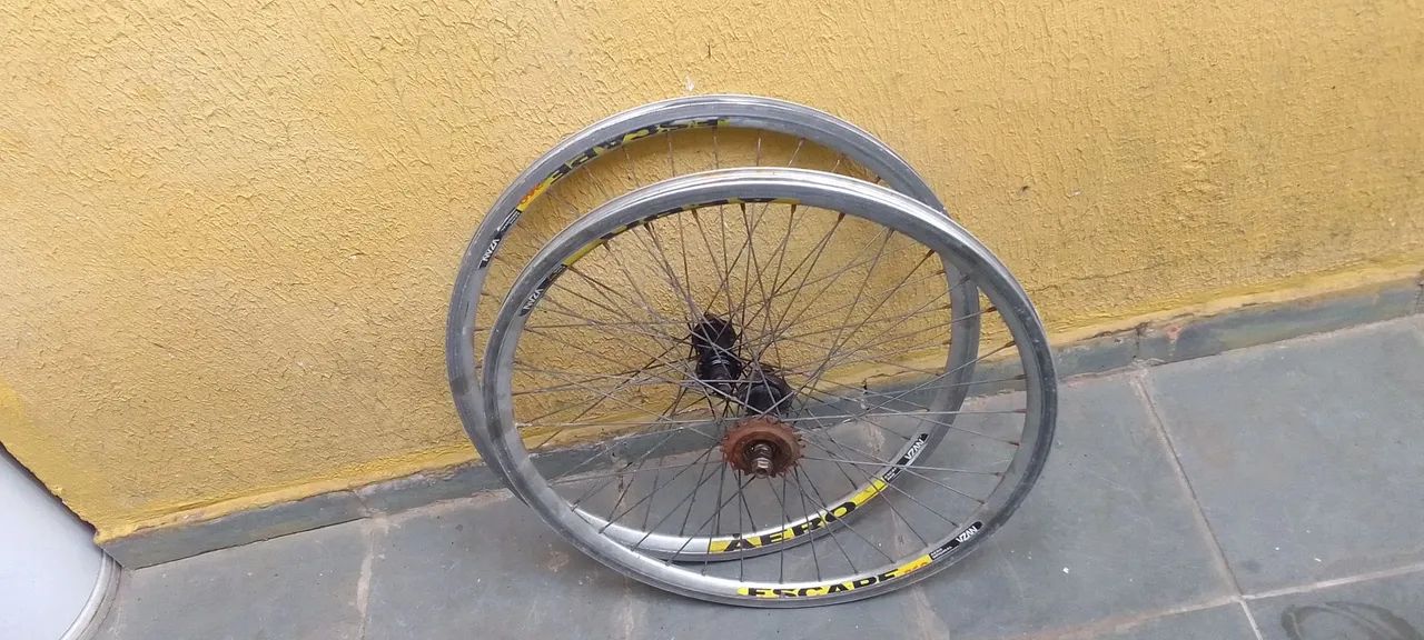  Linda bicicleta juvenil aro 24 - Foto 4