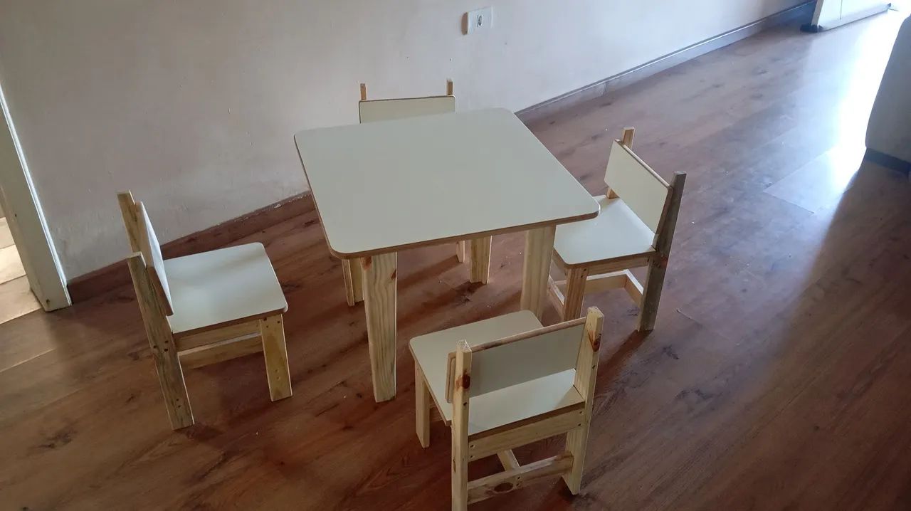 Mesinha infantil (MDF e madeira)  - Foto 4