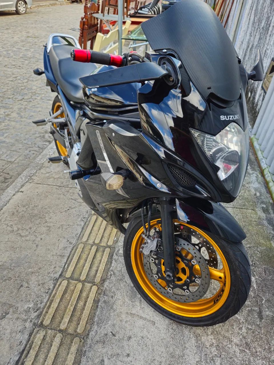 Suzuki GSXf 650cc 2011 - Foto 3