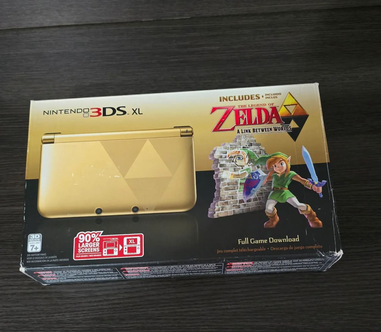 CIB Nintendo 3DS XL Zelda a Link Between Worlds