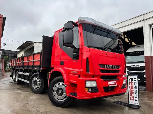 IVECO TECTOR 240e25 8X2 2011