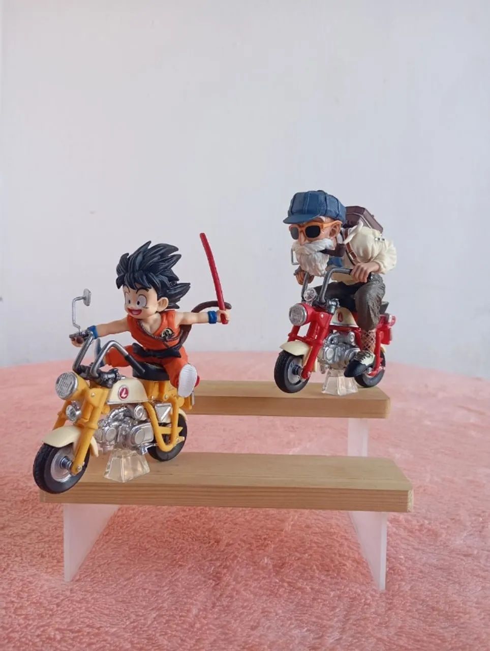 Dragon Ball - Goku e Mestre Kame na moto - Foto 3