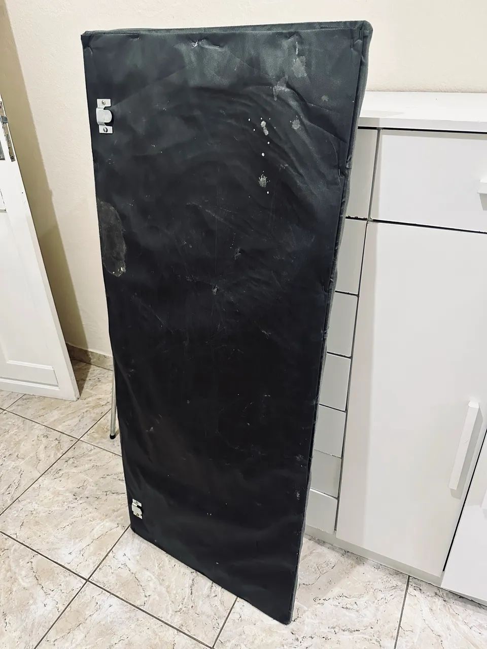 Cabeceira de Cama Estofada 140cm - Ótimo Estado - Foto 2