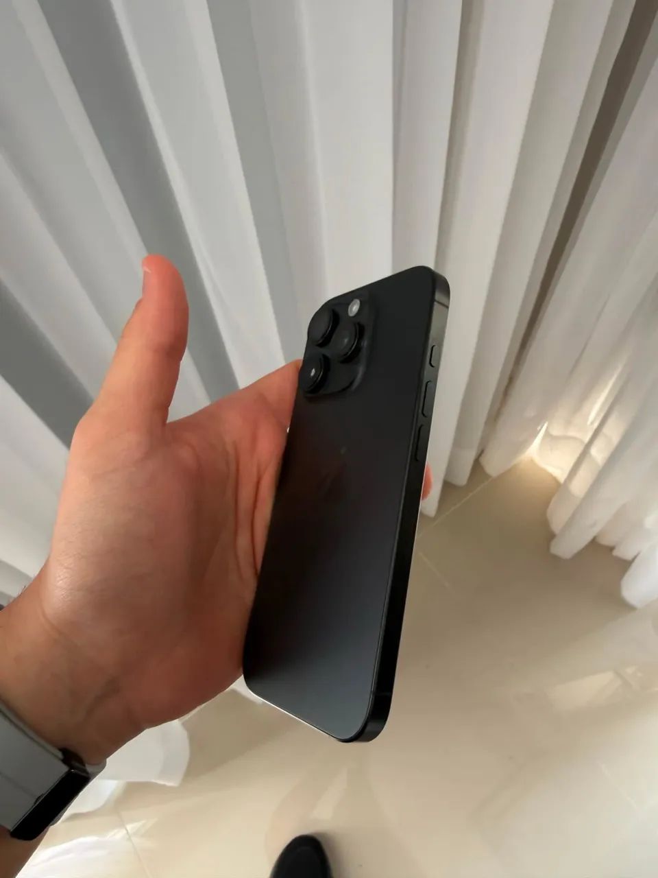 iPhone 16 Pro 128GB  - Foto 3