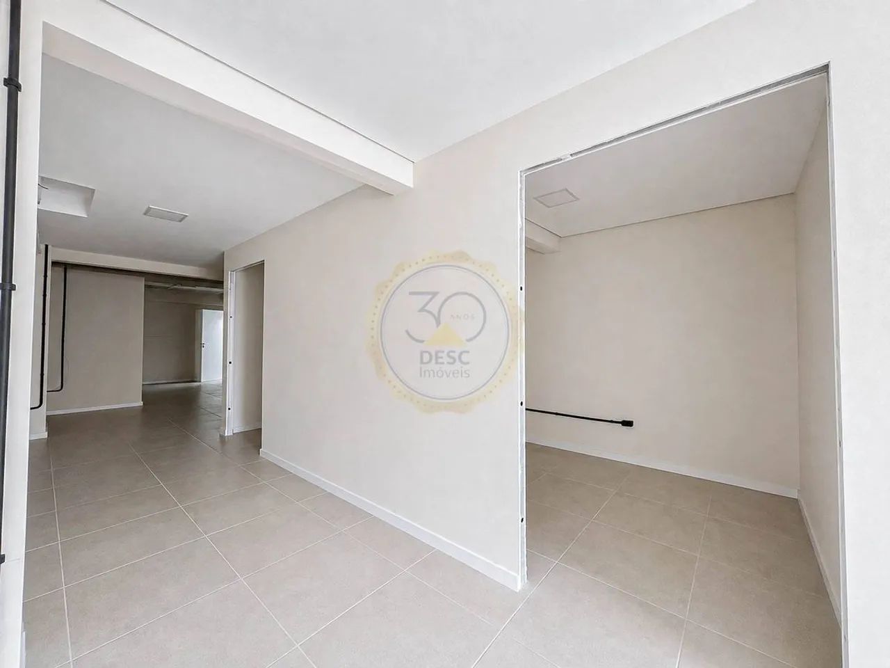 Sala comercial para locação em avenida central em Camboriu - Foto 3