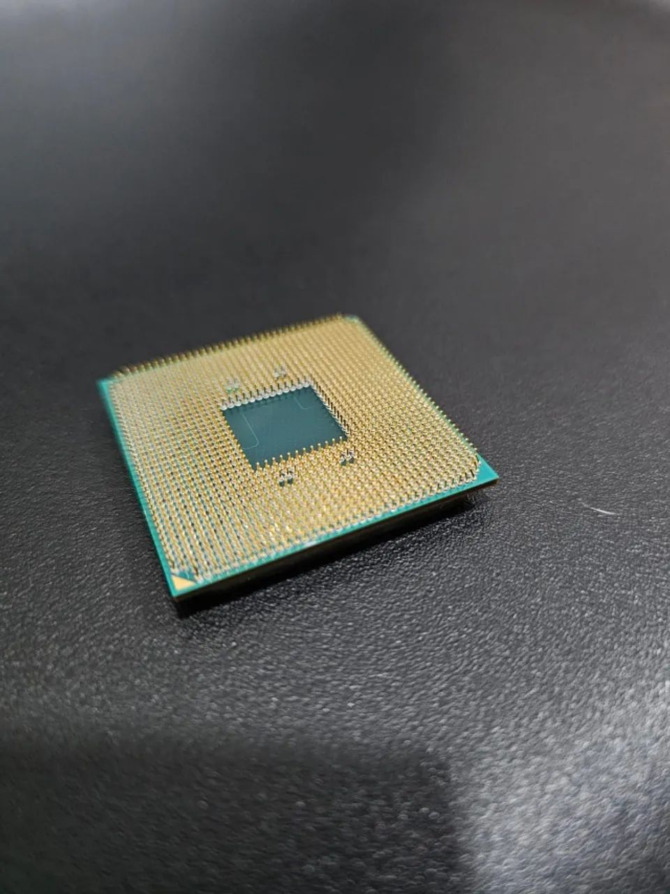 Ryzen 3 3200G + Cooler Original | Vega 8 | AM4 - Foto 3