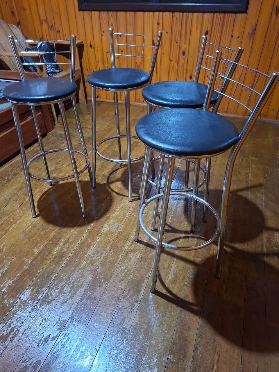? Vendo Conjunto com 4 Banquetas Altas - Cromadas65566195718019122