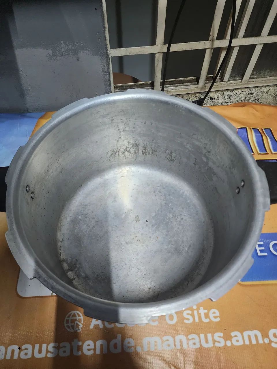 PANELA DE PRESSAO INDUSTRIAL 18L COM ALÇA - Foto 3