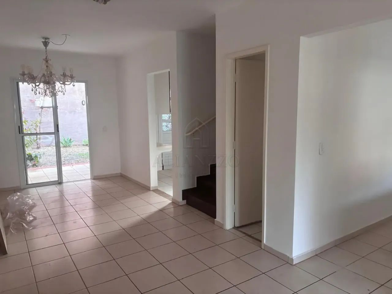 Excelente Localização e Conforto - Encontre Seu Novo Lar com a Alianzzo Imóveis.
