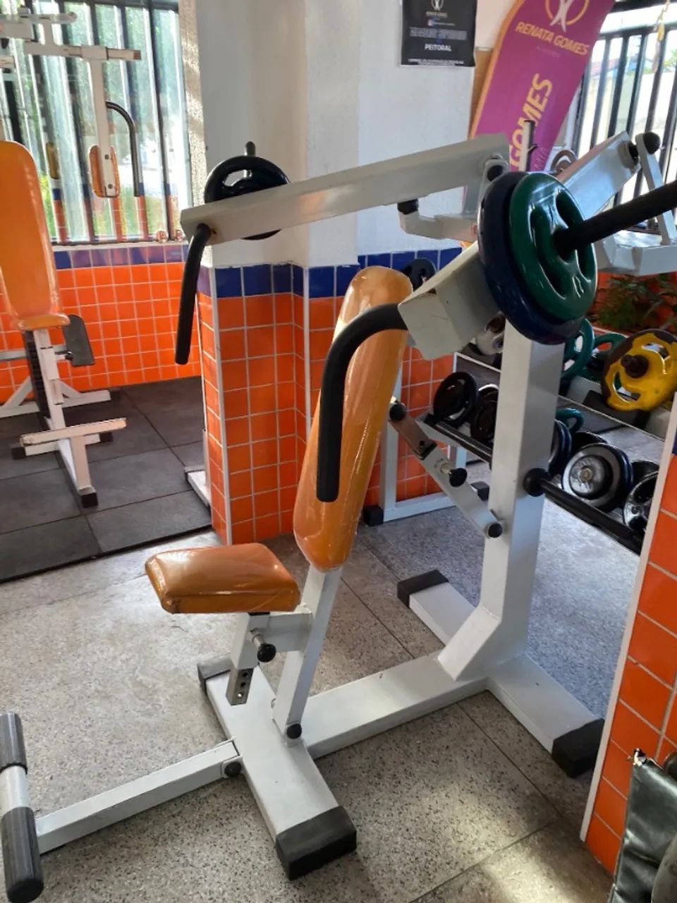 OPORTUNIDADE COMPLETA: IMÓVEL COMERCIAL + ACADEMIA! - Foto 2
